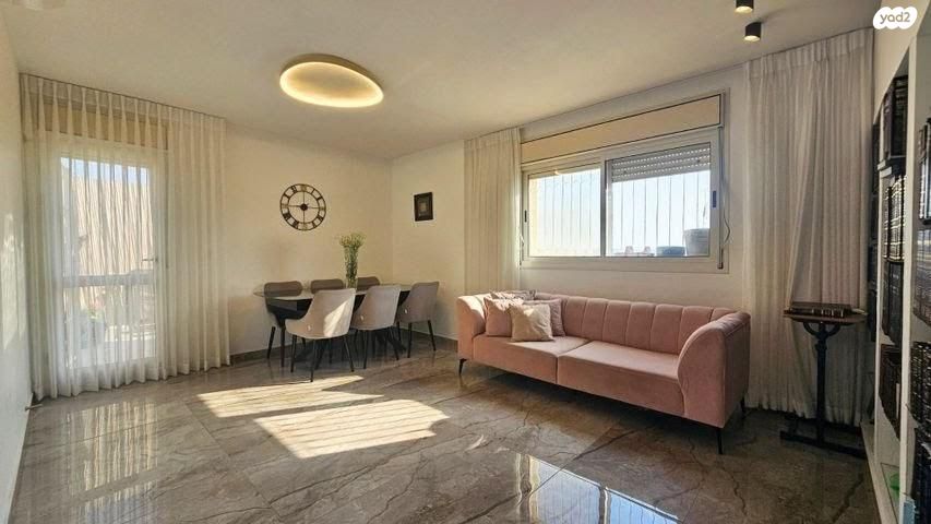 נריה הנביא 48