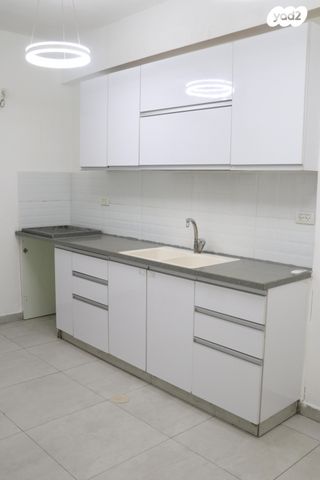 דרך זאב ז'בוטינסקי 131