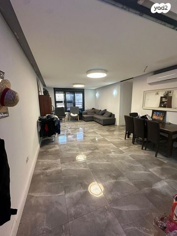 ראשון לציון 26