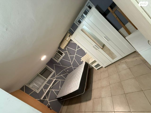 הרב צירלסון 23