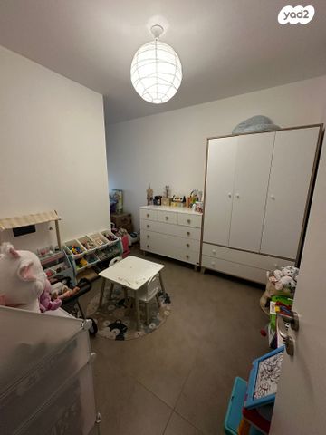 עוזי חיטמן 3