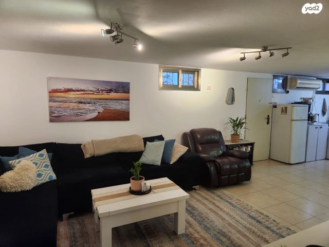 גבעת יואב 21