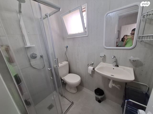 כיכר מקהלות 13