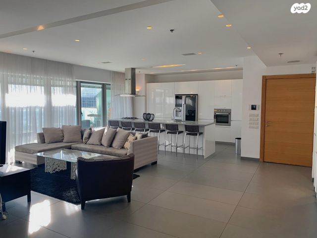 ניסים אלוני 6