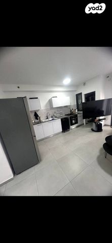 חיים לסקוב 7