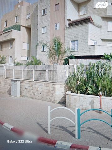 יהושע ייבין 