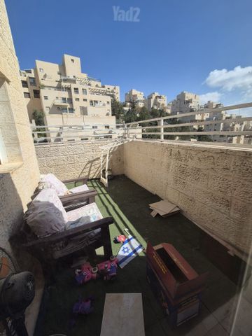 דירה למכירה בירושלים (תיווך) — 4