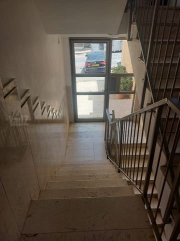 דירה למכירה בירושלים (תיווך) — 2