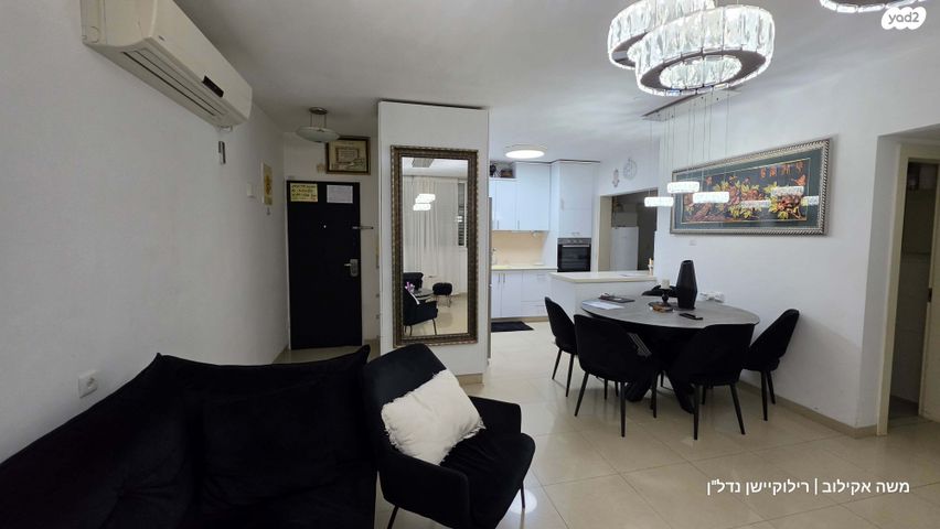 צלילי חנינא 11