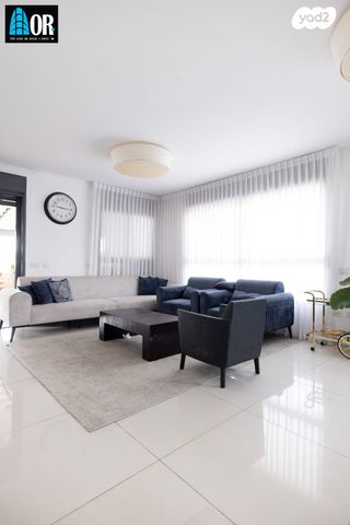 שדרות האלונים 