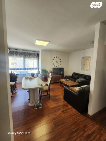 אביגדור המאירי 