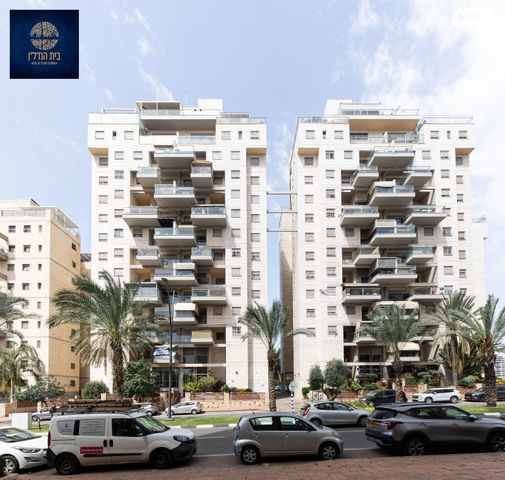 שדרות האלונים 