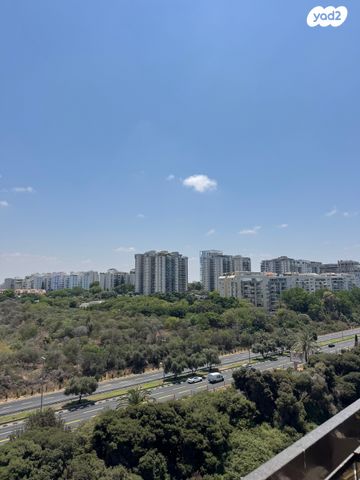 אורי צבי גרינברג 