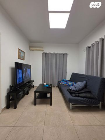 מודעת נכס, מרכז העיר, סביניה, הוותיקה, קרית ביאליק