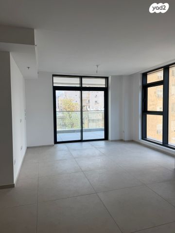 מודעת נכס, דיזנגוף 23, צפון מערב מרכז העיר, נתניה