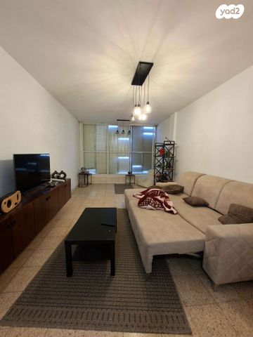 דירה, שינקין, גבעתיים