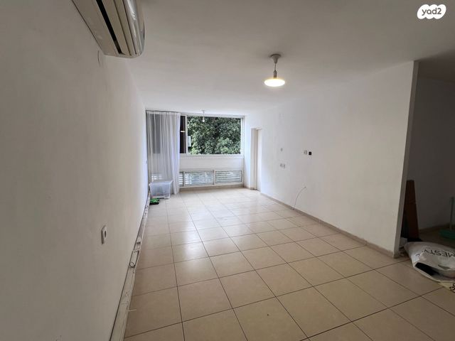 שרה אהרונסון 39