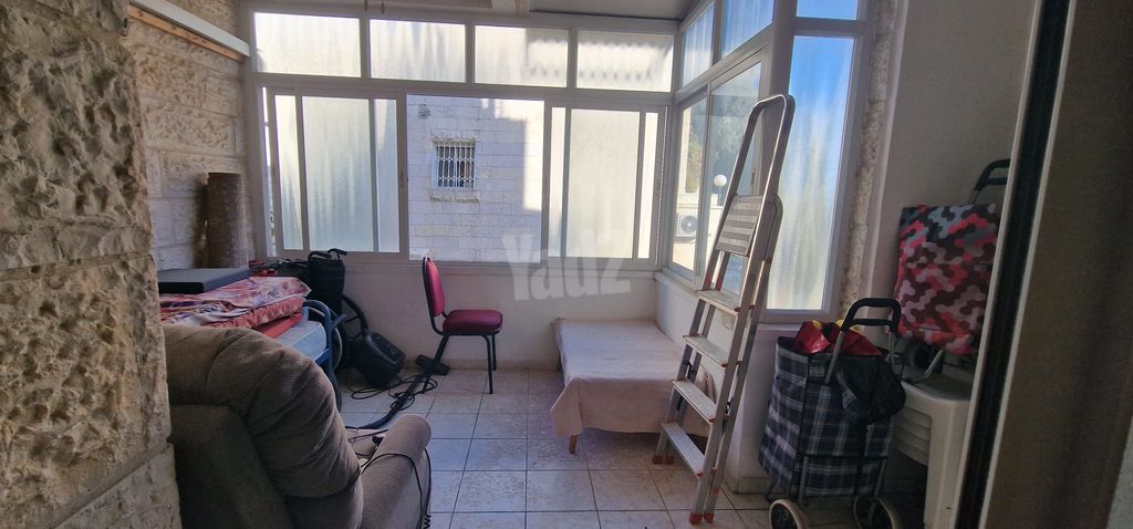 דירה להשכרה בירושלים (תיווך) — 3