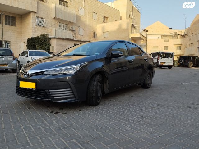 מודעת רכב טויוטה קורולה