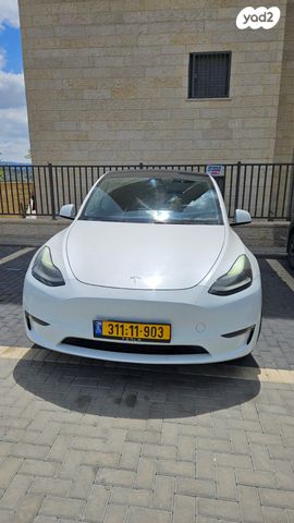 מודעת רכב טסלה מודל Y