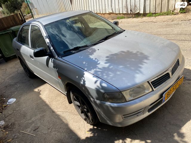 מודעת רכב מיצובישי לנסר