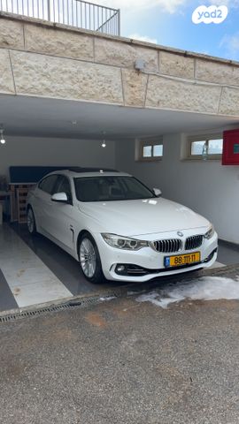 מודעת רכב ב מ וו סדרה 4