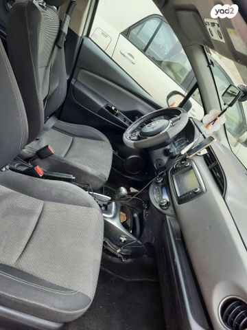 מודעת רכב טויוטה יאריס