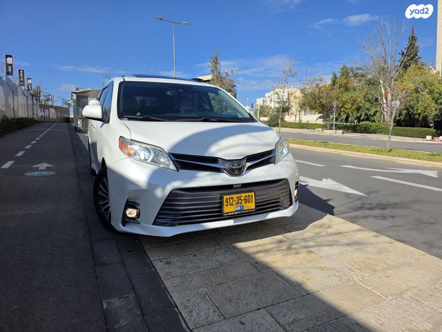 מודעת רכב טויוטה סיינה