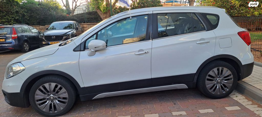 מודעת רכב סוזוקי קרוסאובר