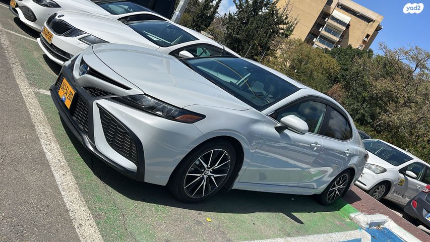 מודעת רכב טויוטה קאמרי