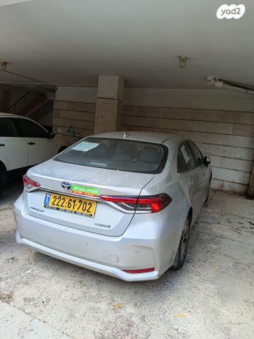 מודעת רכב טויוטה קורולה