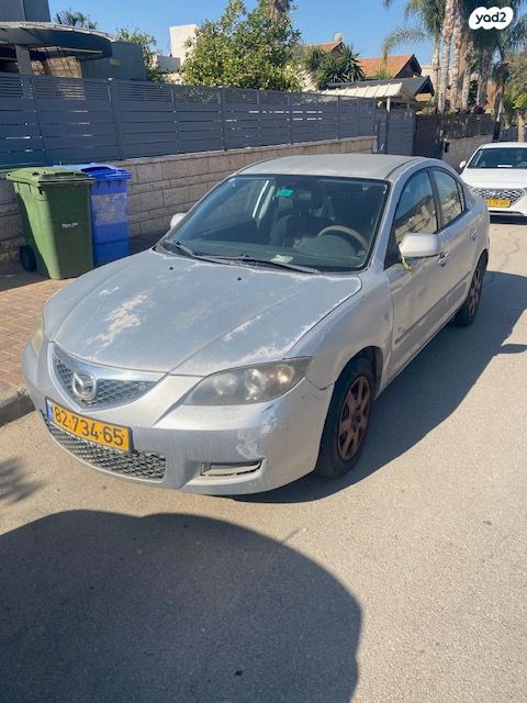 מודעת רכב מאזדה 3