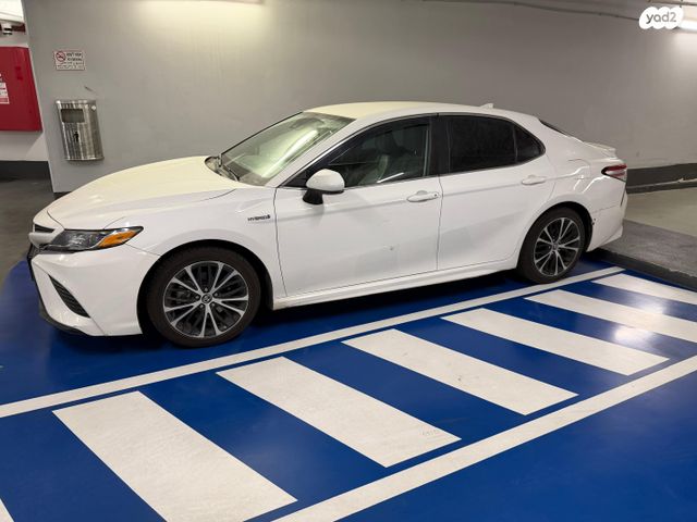 מודעת רכב טויוטה קאמרי