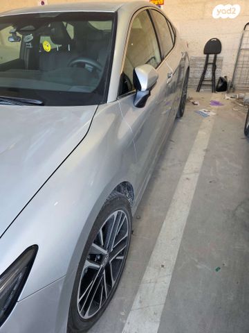 מודעת רכב טויוטה קאמרי