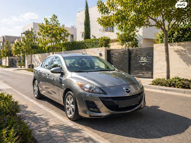 מודעת רכב מאזדה 3