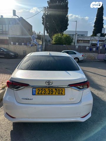 מודעת רכב טויוטה קורולה