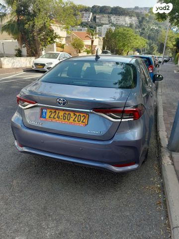 מודעת רכב טויוטה קורולה