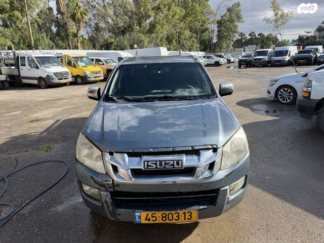 מודעת רכב איסוזו די-מקס