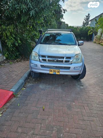 מודעת רכב איסוזו די-מקס