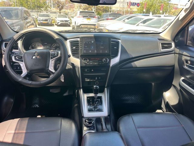 מודעת רכב מיצובישי טרייטון / L200 1