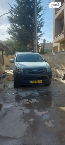 מודעת רכב איסוזו די-מקס