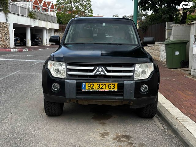 מודעת רכב מיצובישי פג'רו