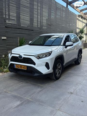 מודעת רכב טויוטה RAV4