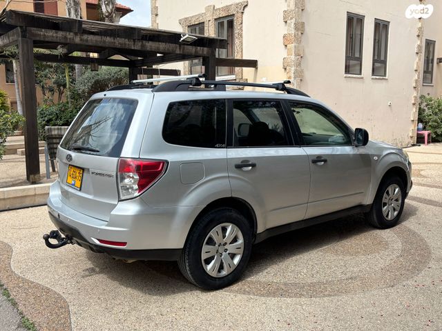 מודעת רכב סובארו פורסטר