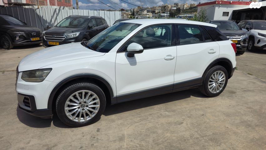 מודעת רכב אאודי Q2