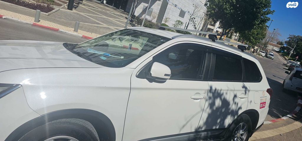 מודעת רכב מיצובישי אאוטלנדר