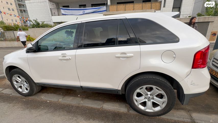 מודעת רכב פורד אדג'