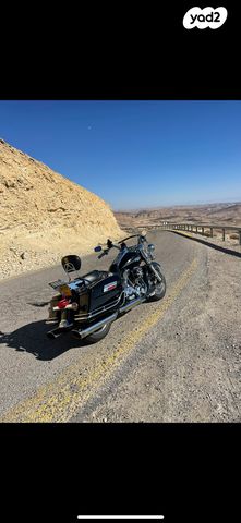 מודעת רכב הרלי דיווידסון רוד קינג קלאסיק 103