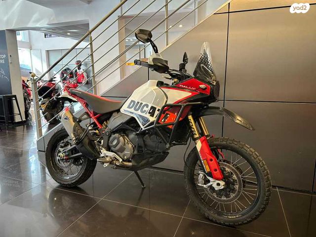 מודעת רכב דוקאטי Desert X 