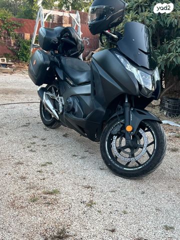 מודעת רכב הונדה אינטגרה 750